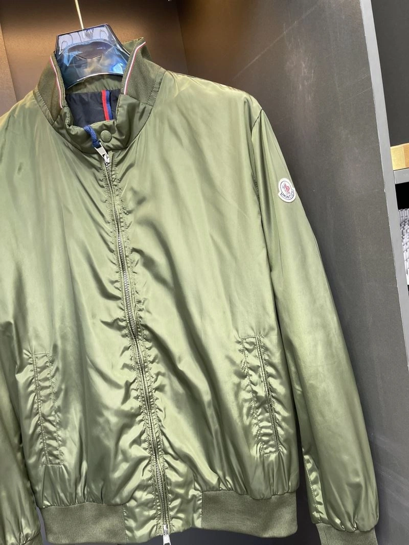 Stretchable Moncler Outwear 140301