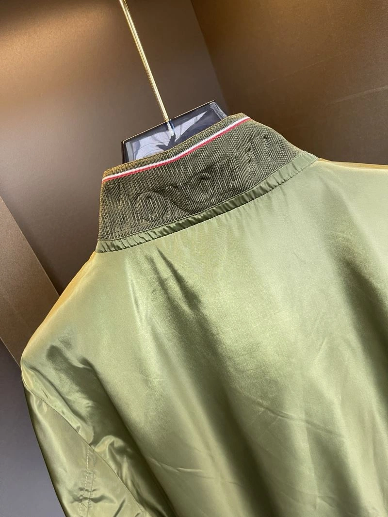 Stretchable Moncler Outwear 140301