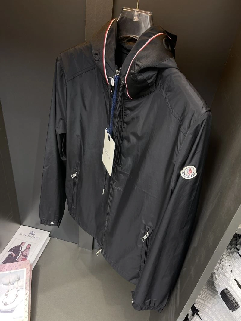 Moncler Outwear HighQuality 140293