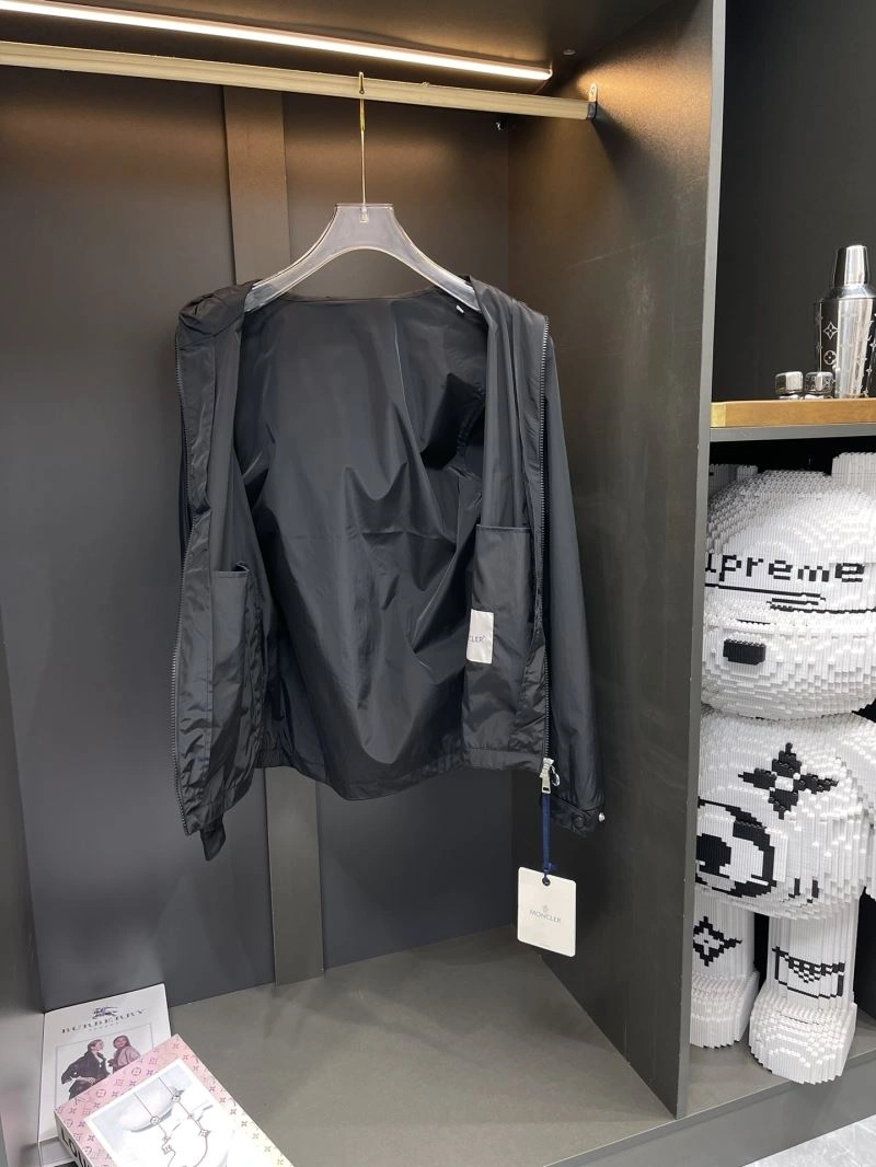 Moncler Outwear HighQuality 140293