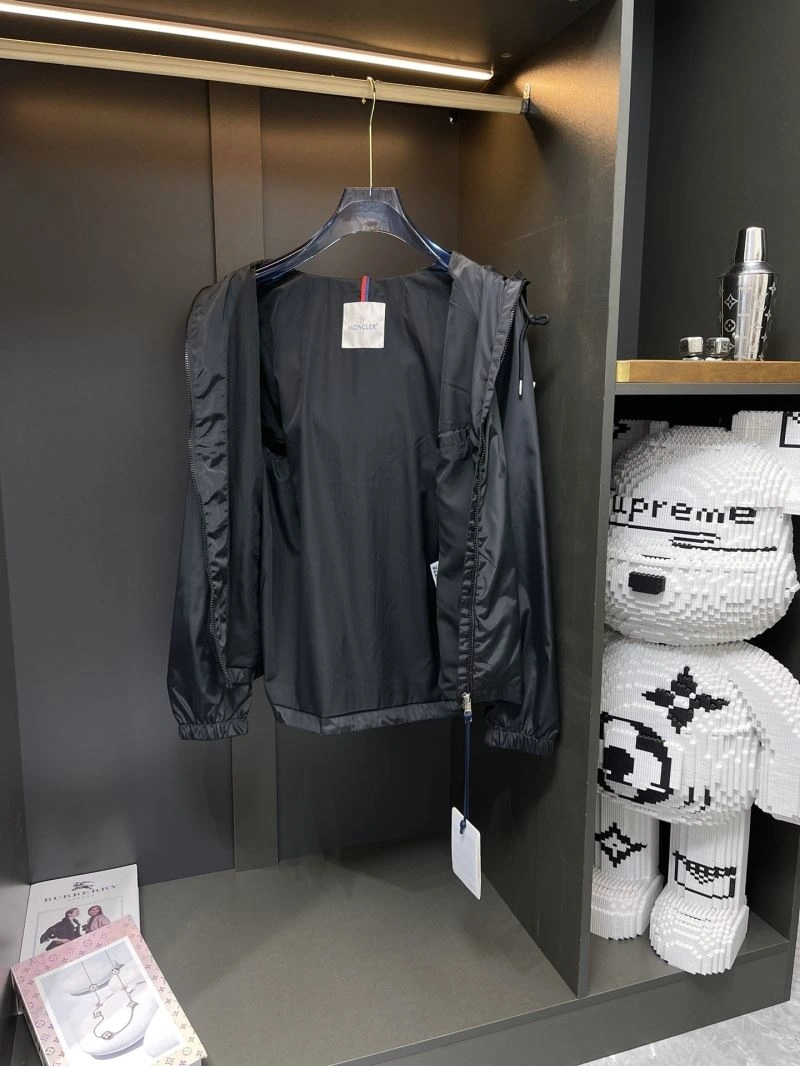 Thermal Moncler Outwear 140286