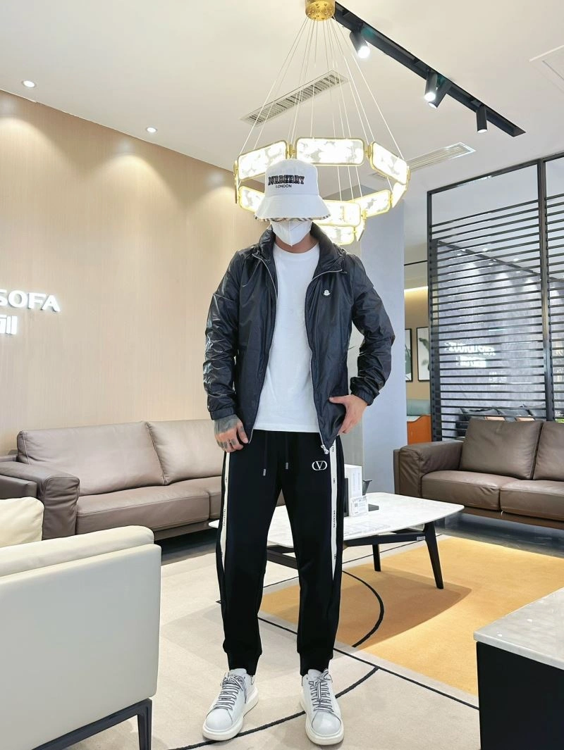 Moncler Outwear HighQuality 140305