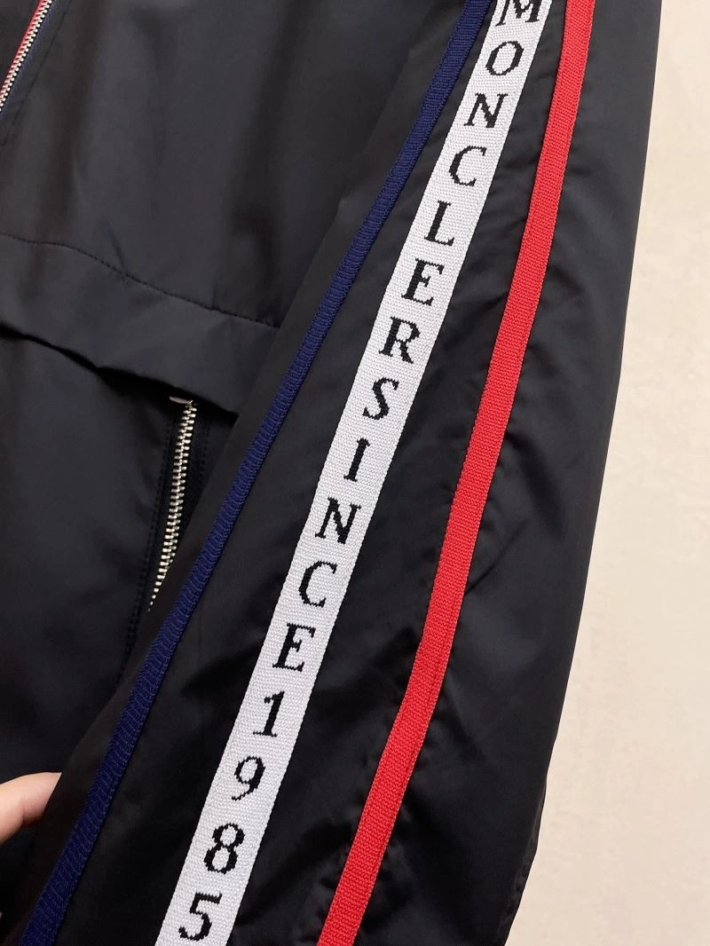 Moncler Outwear Sustainable 140289