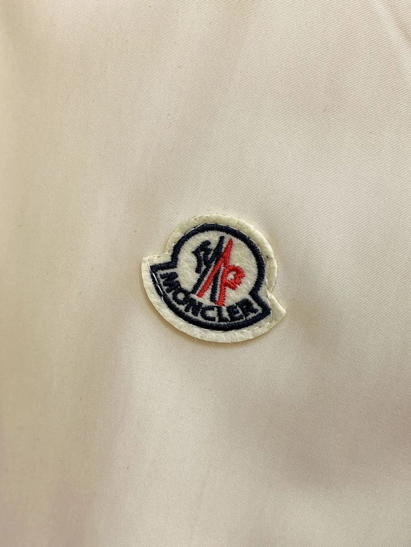 Functional Moncler Outwear 140287