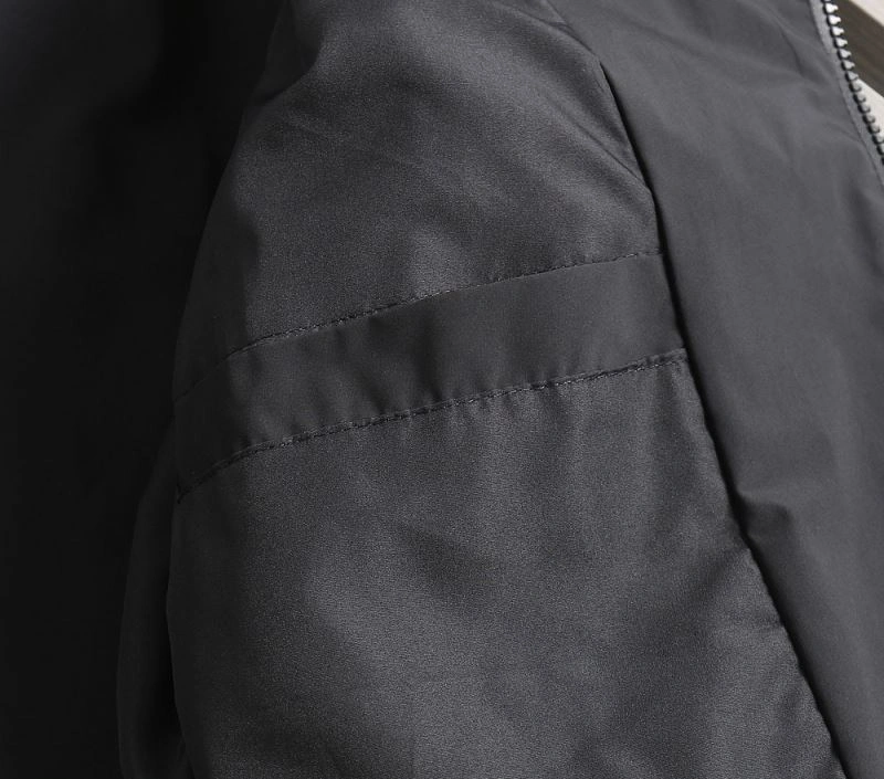 Casual Moncler Outwear 140280