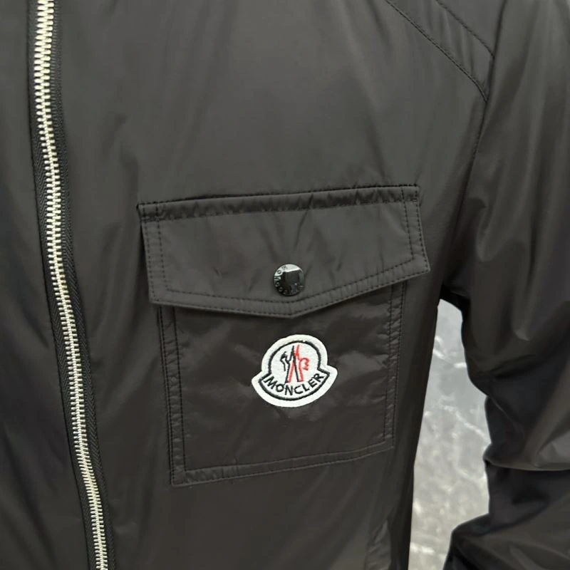 Moncler Outwear WaterResistant 139490
