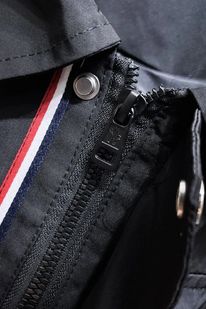 Stylish Moncler Outwear 140275
