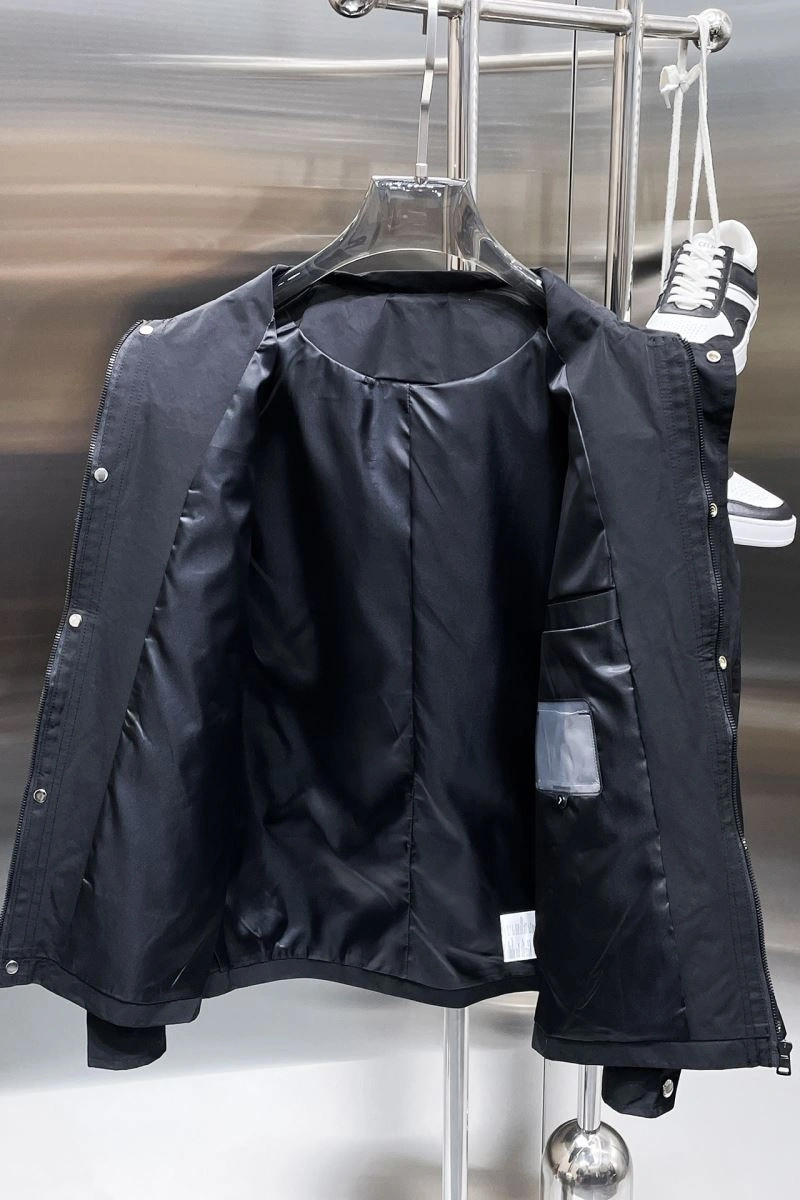 Stylish Moncler Outwear 140275