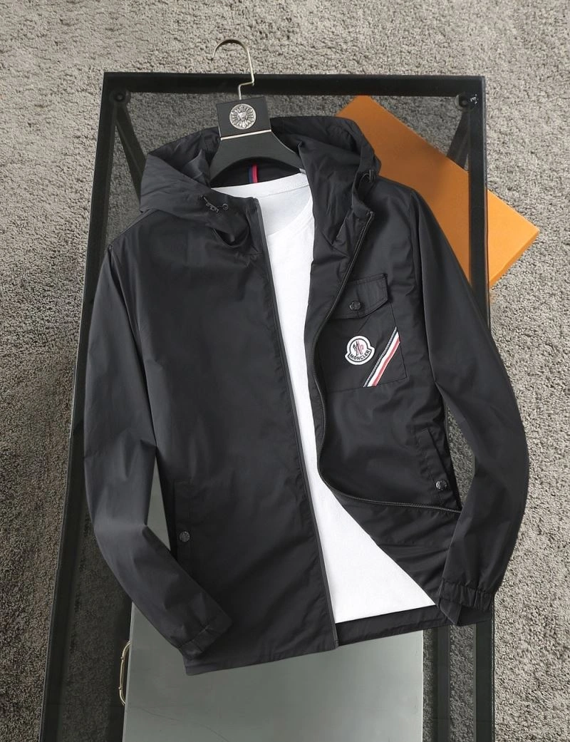 Moncler Outwear Attractive 140273