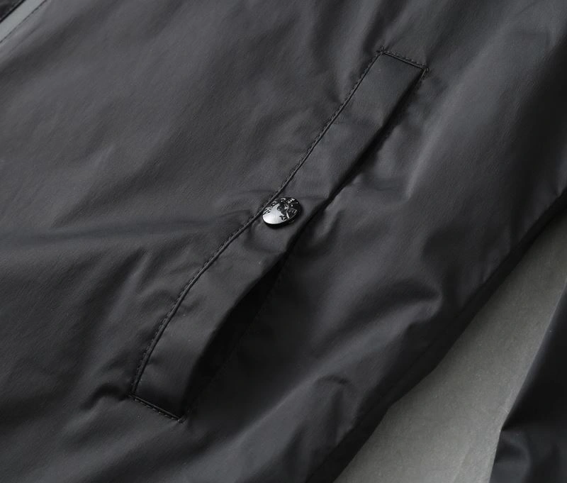 Moncler Outwear Attractive 140273