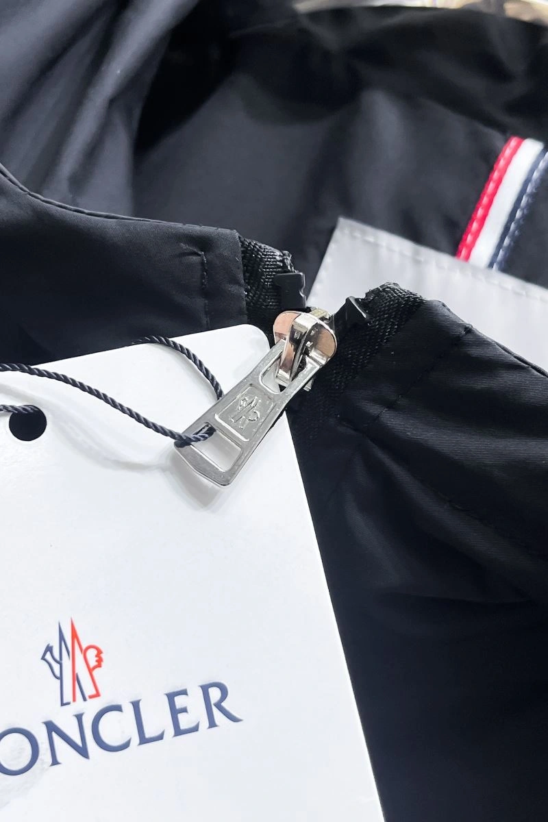 ZeroBulk Moncler Outwear 140272
