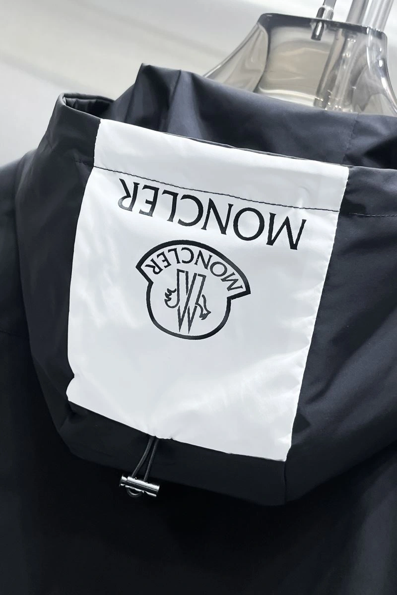 ZeroBulk Moncler Outwear 140272