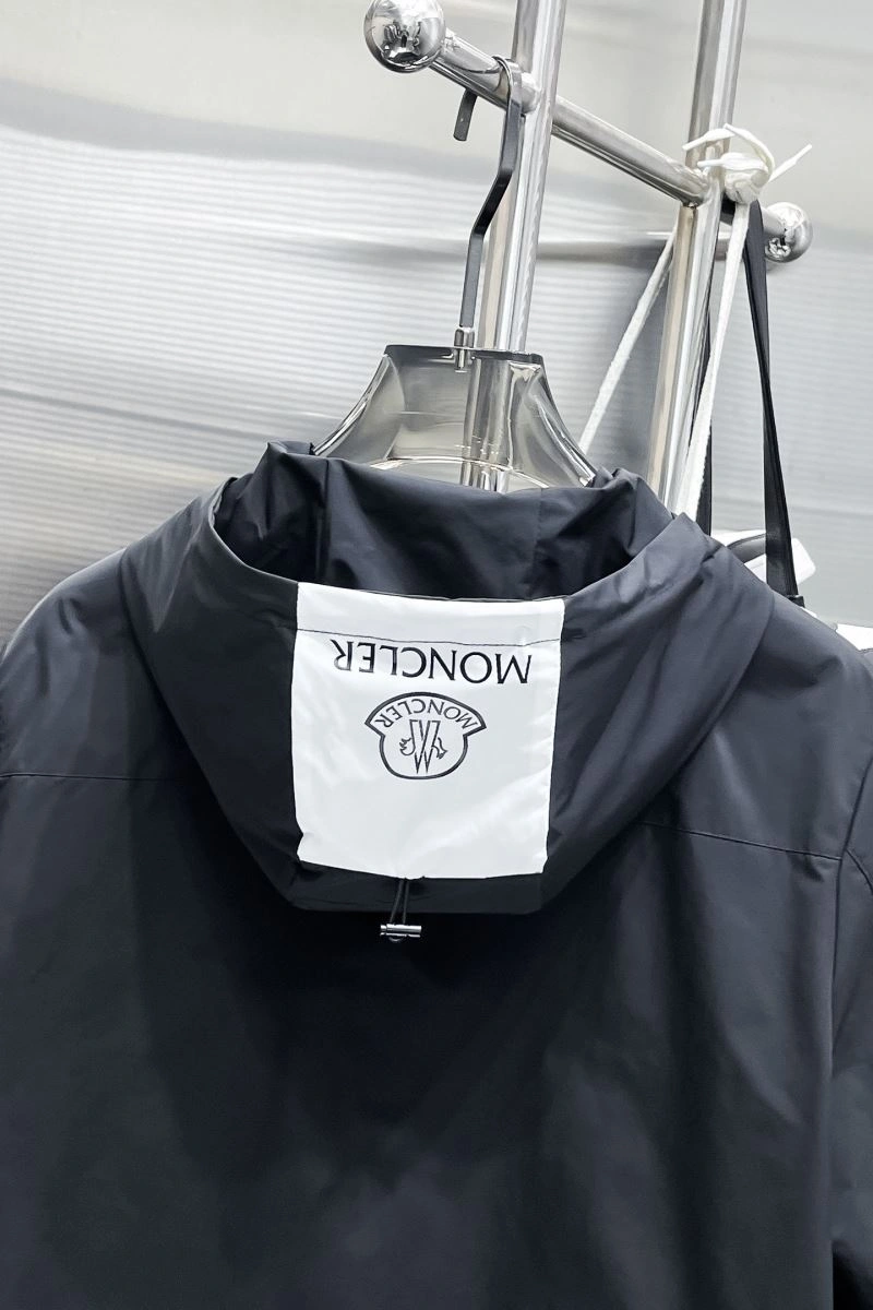 ZeroBulk Moncler Outwear 140272
