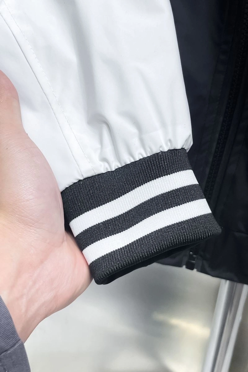 Moncler Outwear FashionForward 140271