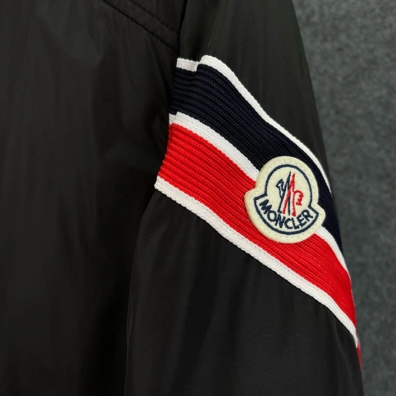 Moncler Outwear MultiPurpose 140266