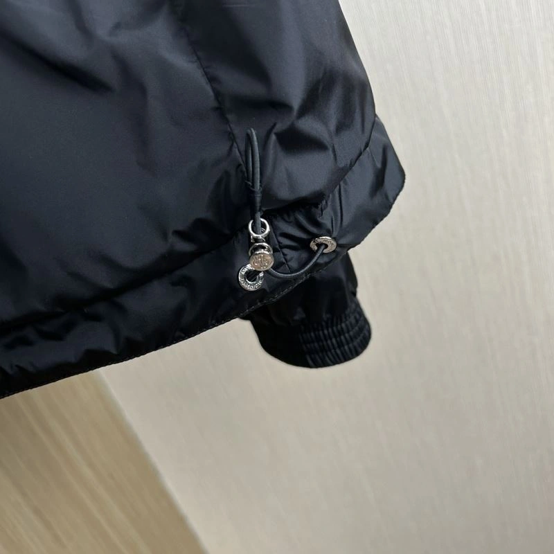Moncler Outwear Youthful 140267