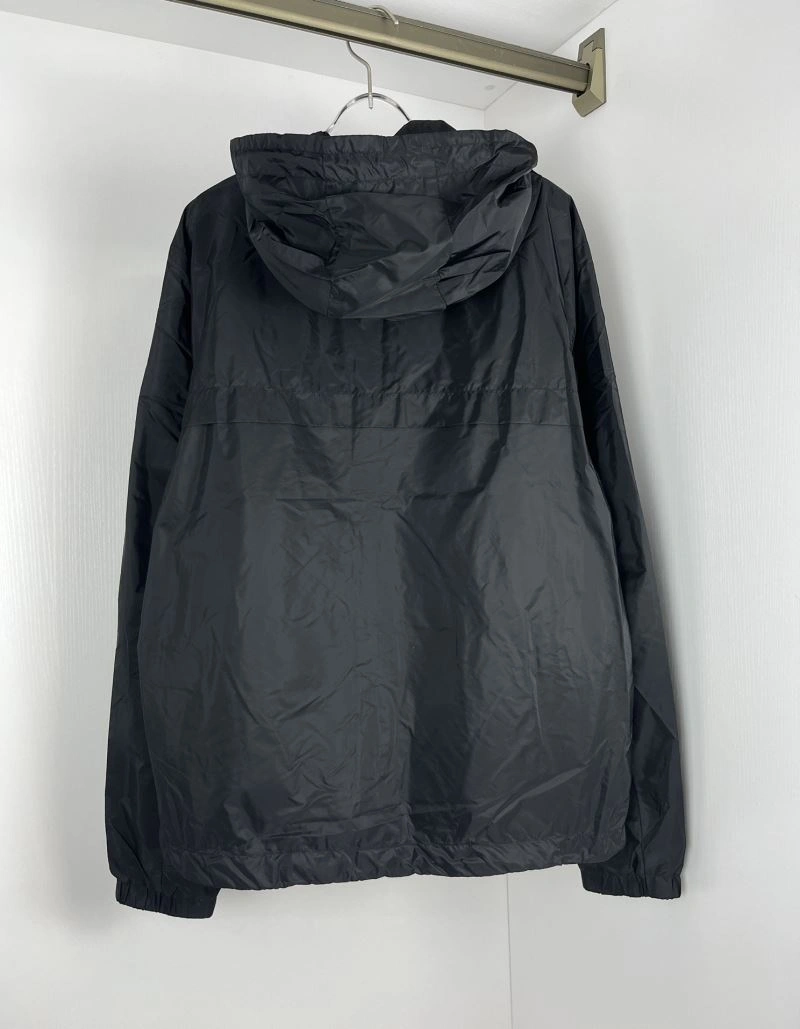 Moncler Outwear Upgraded 140268
