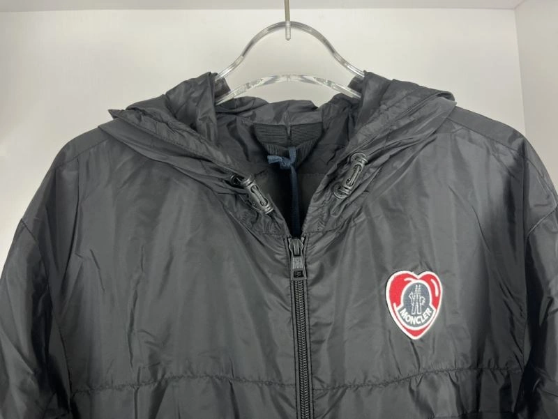 Moncler Outwear Upgraded 140268