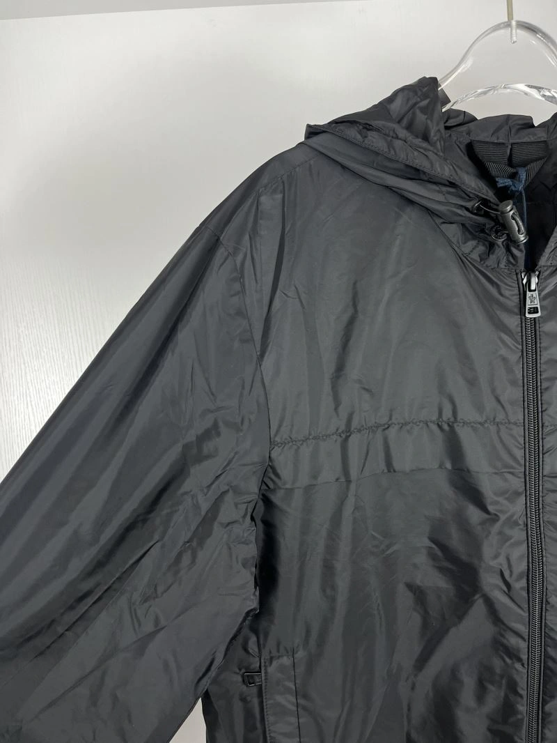 Moncler Outwear Upgraded 140268