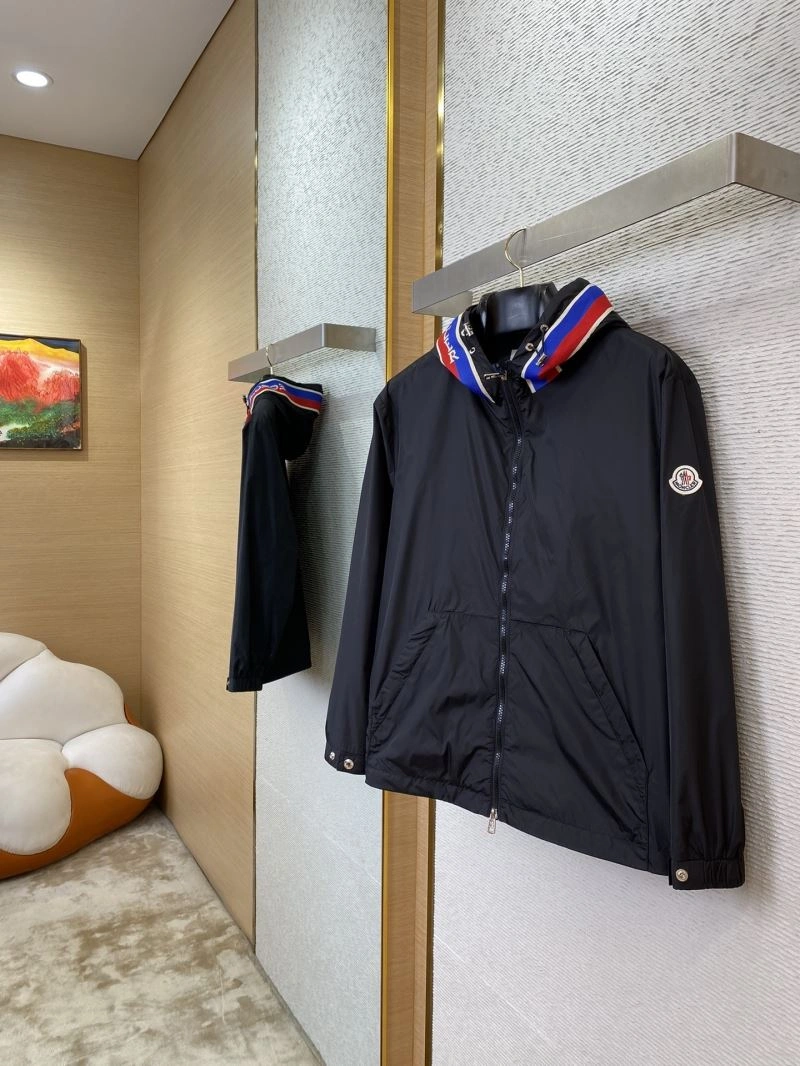 Reliable Moncler Outwear 140258