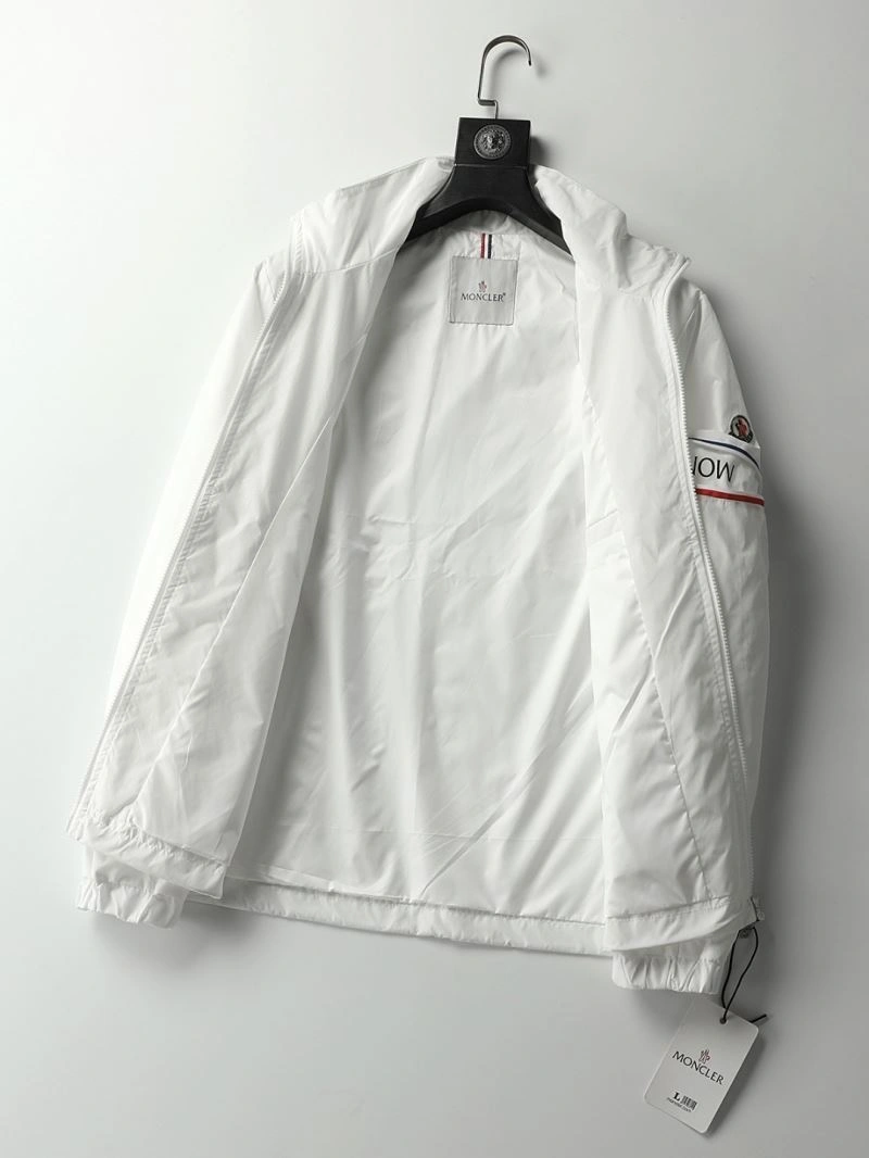 TechFriendly Moncler Outwear 140263