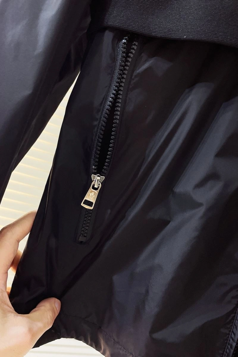 Moncler Outwear Comfortable 140261