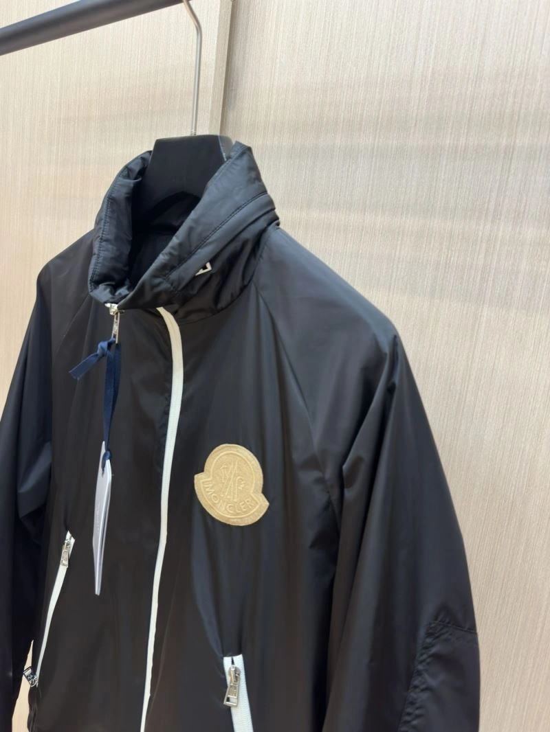 Flexible Moncler Outwear 140253