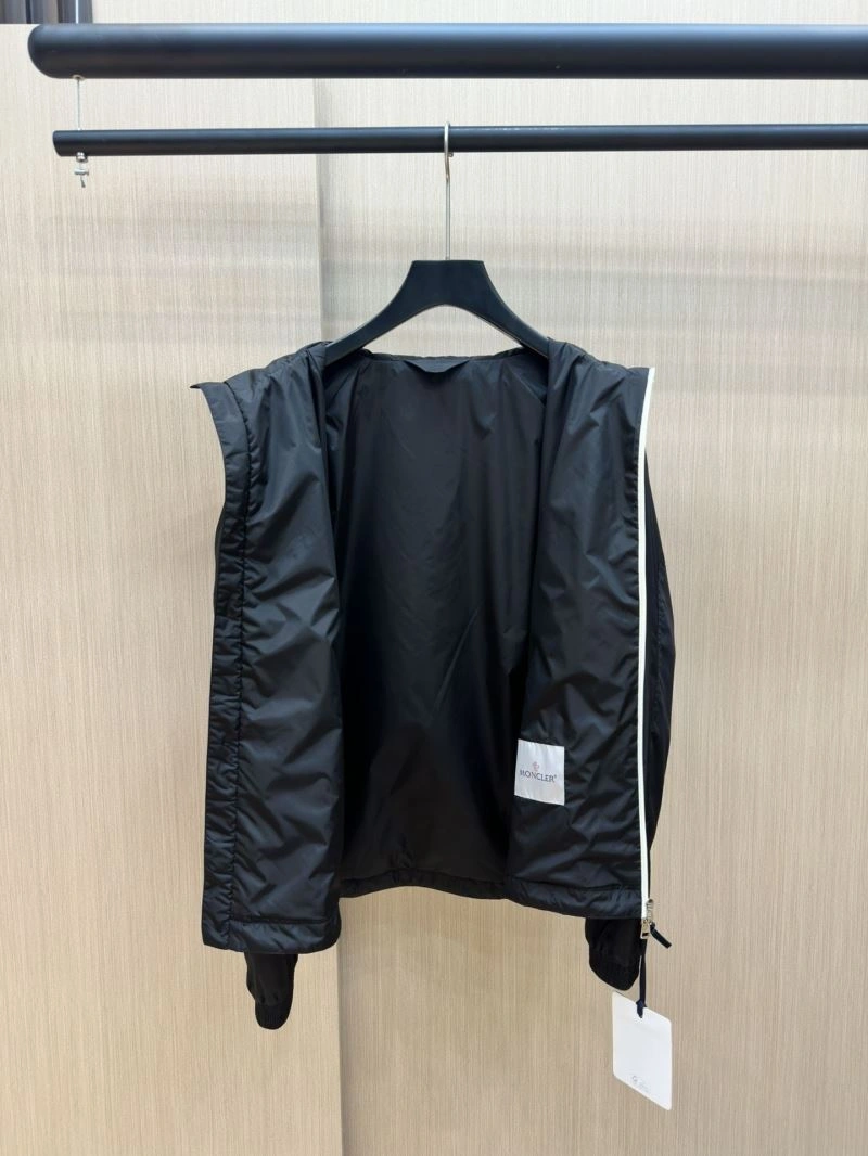 Flexible Moncler Outwear 140253