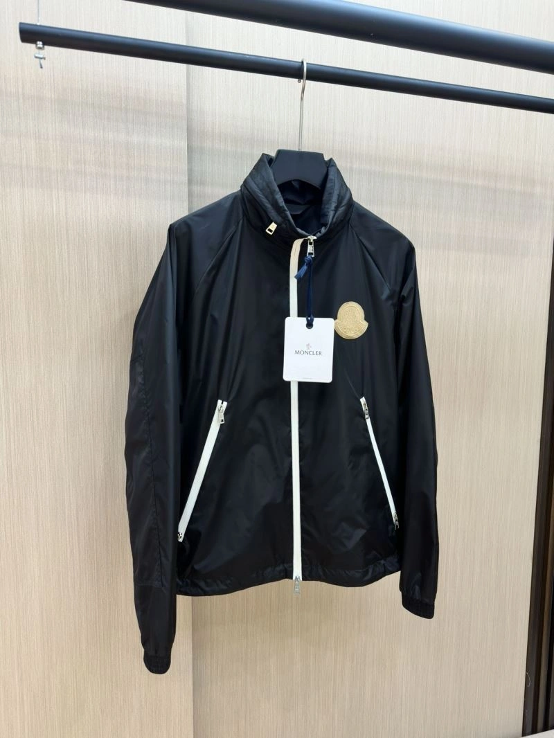 Flexible Moncler Outwear 140253