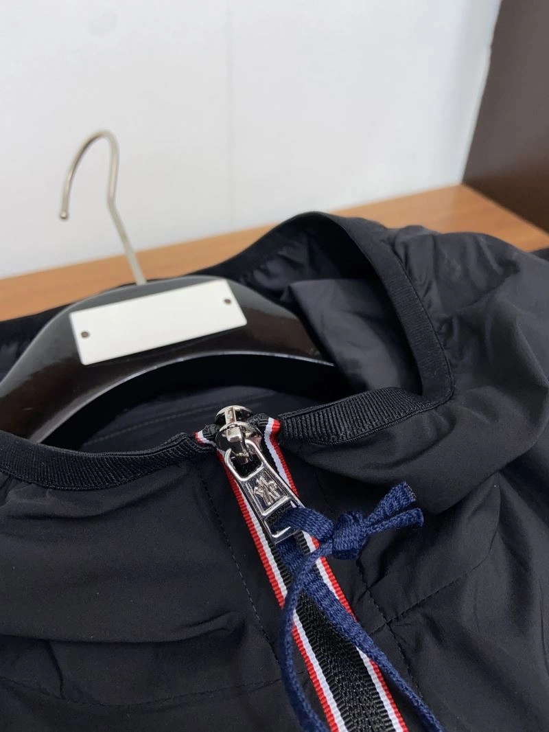 Modern Moncler Outwear 140254
