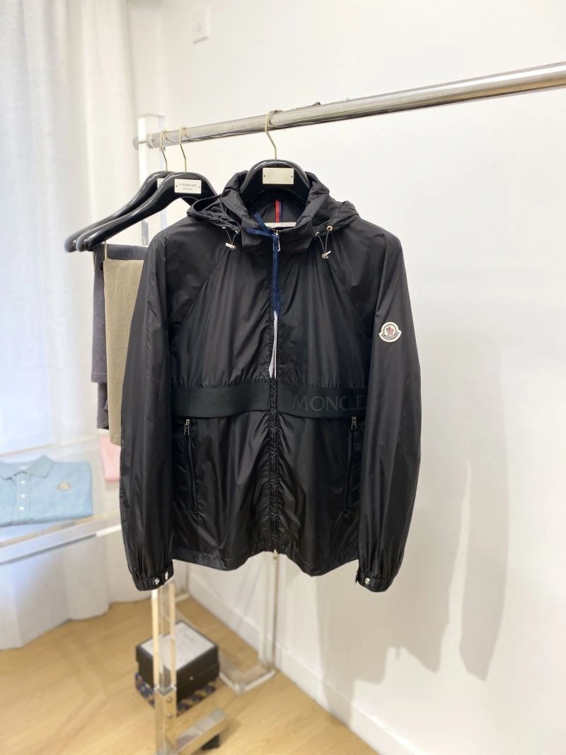 Sophisticated Moncler Outwear 140251