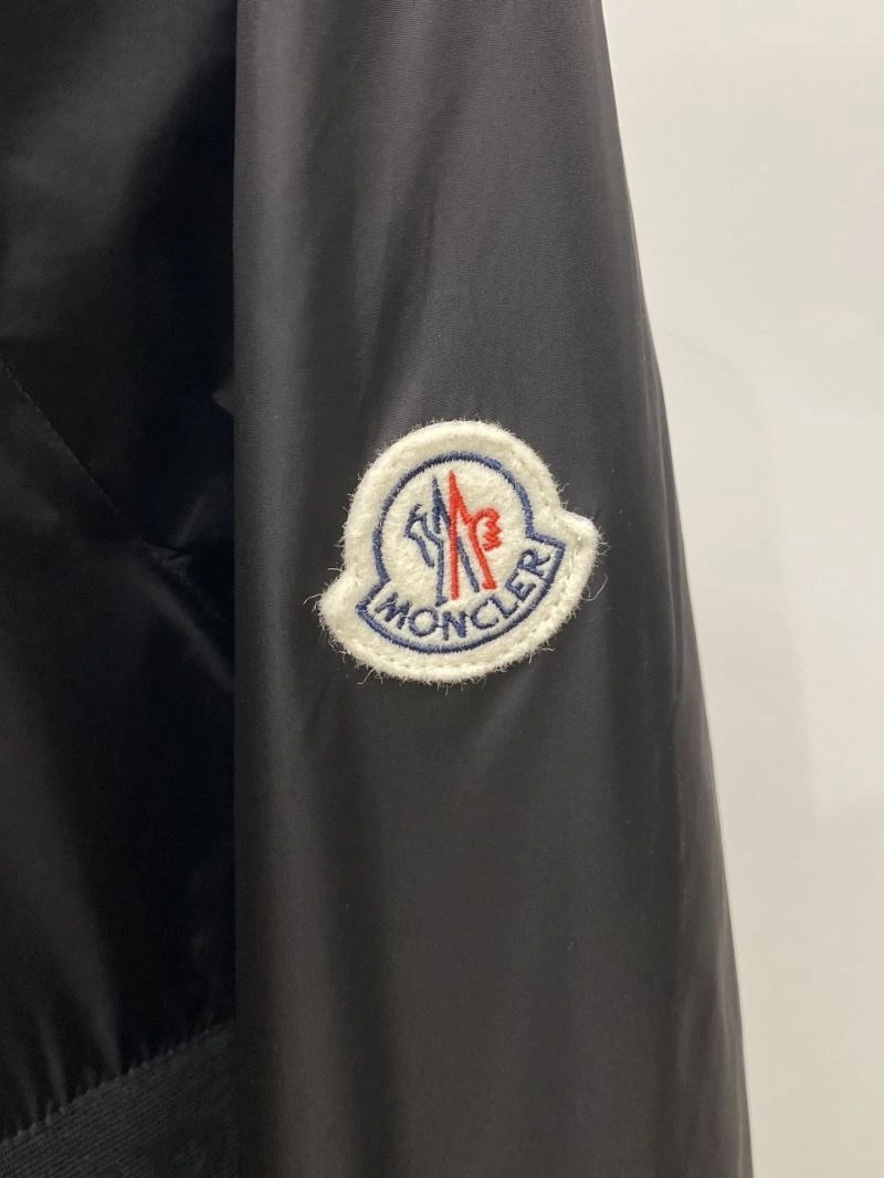 Sophisticated Moncler Outwear 140251