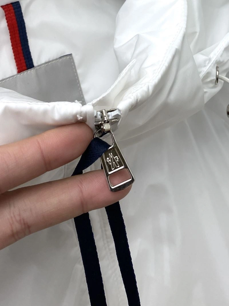 Moncler Outwear Attractive 140255