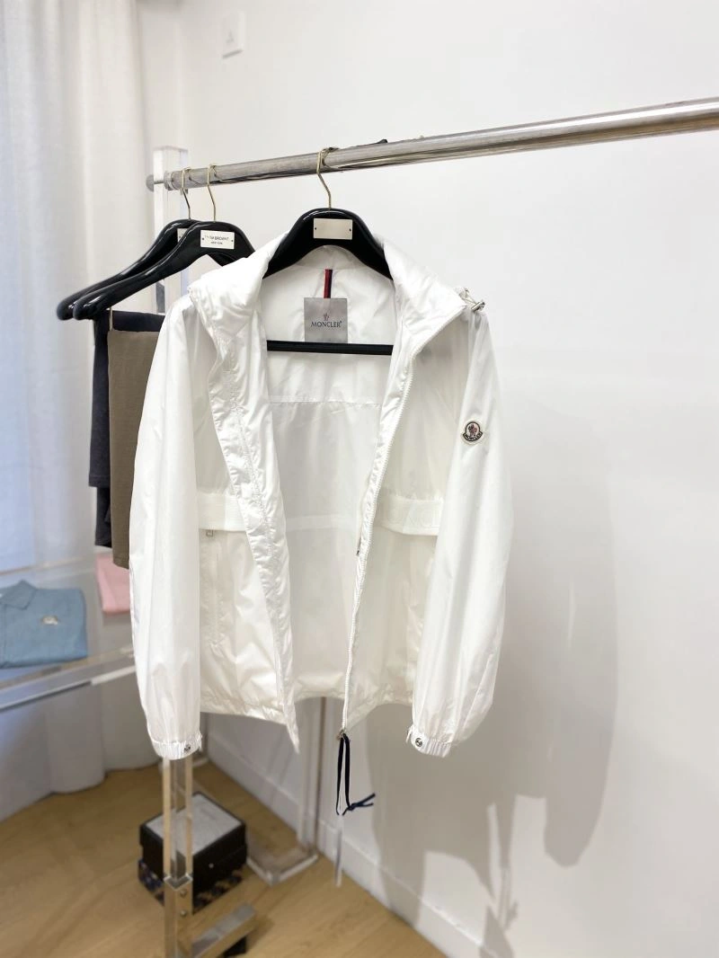 Moncler Outwear Attractive 140255