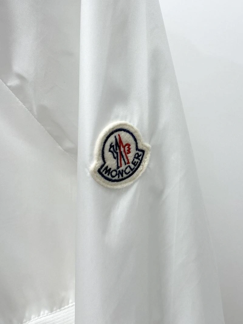 Moncler Outwear Attractive 140255