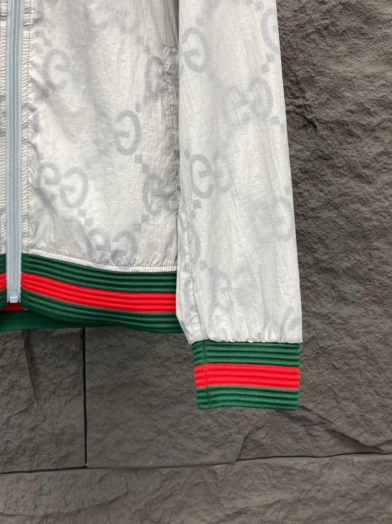Moncler Outwear SportInspired 140246