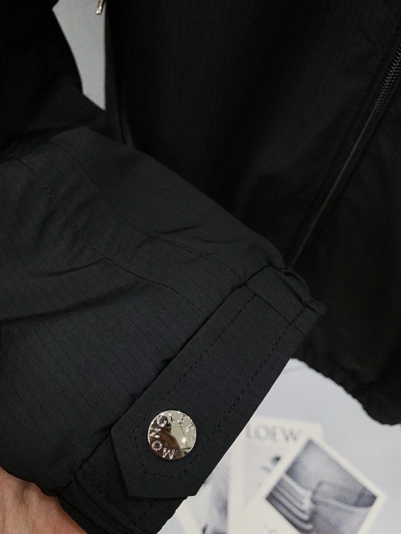 Moncler Outwear Contemporary 140243