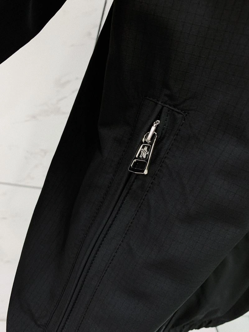 Moncler Outwear Contemporary 140243