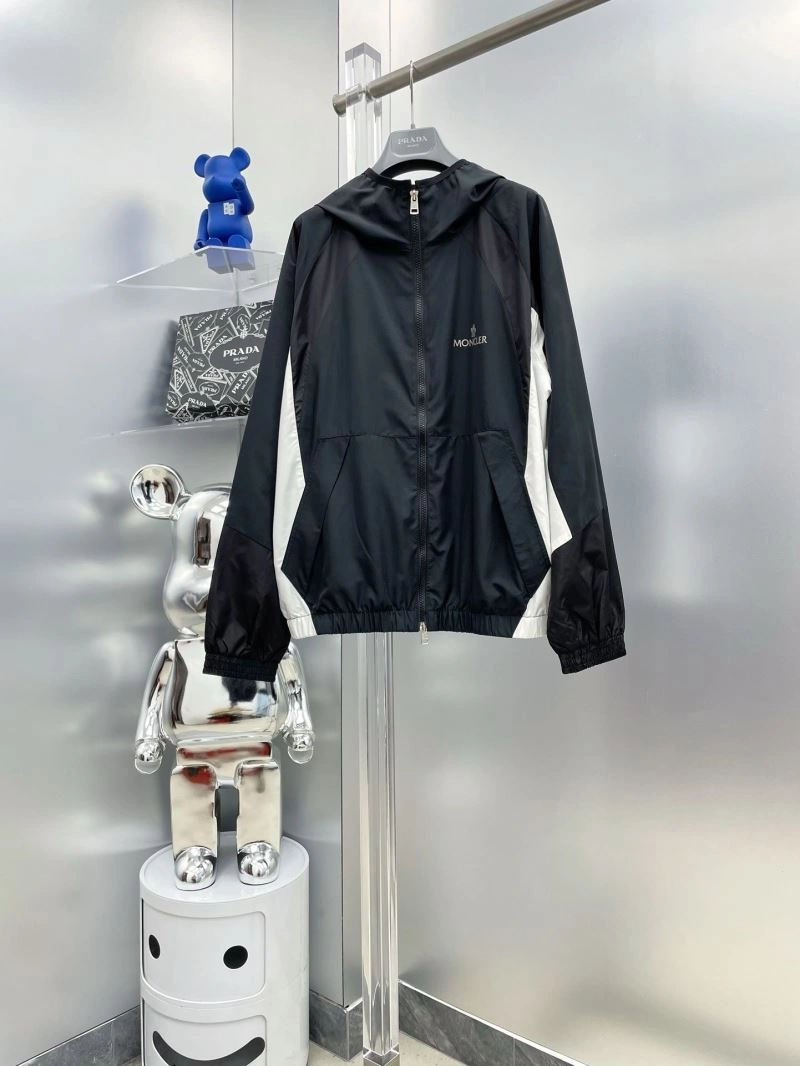 EasyCare Moncler Outwear 140259