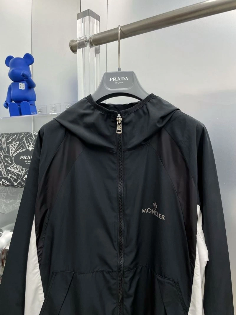 EasyCare Moncler Outwear 140259