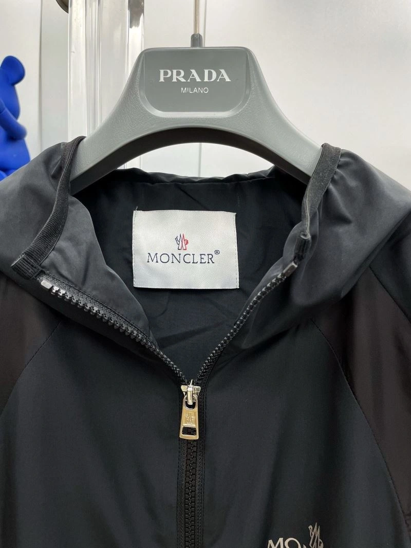 EasyCare Moncler Outwear 140259