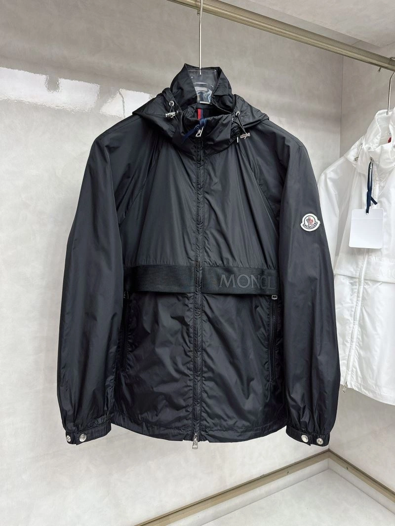 Modern Moncler Outwear 140241
