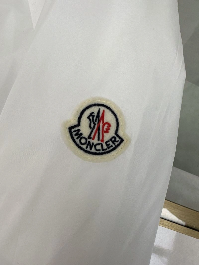 ModernLook Moncler Outwear 140256