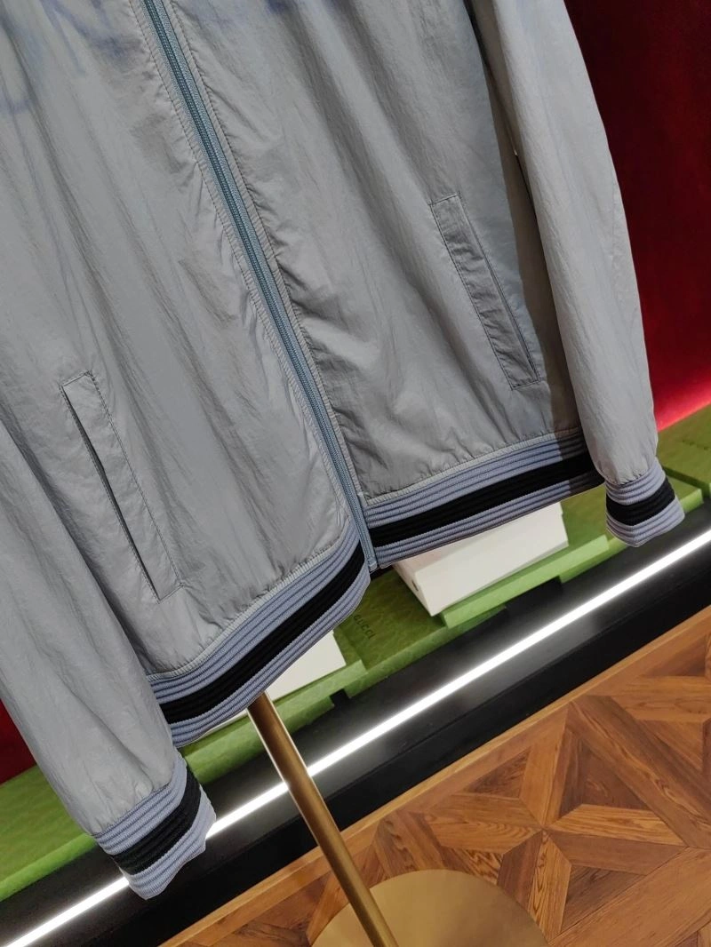 Moncler Outwear Modern 140240
