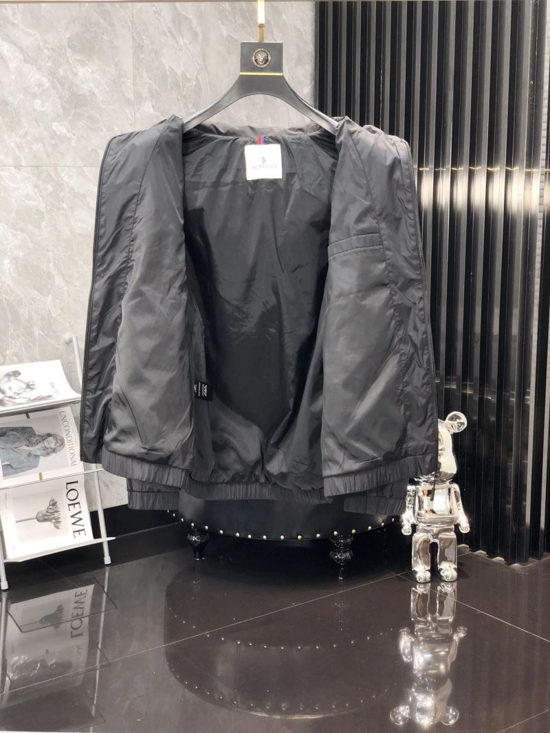 Moncler Outwear MultiPurpose 140239