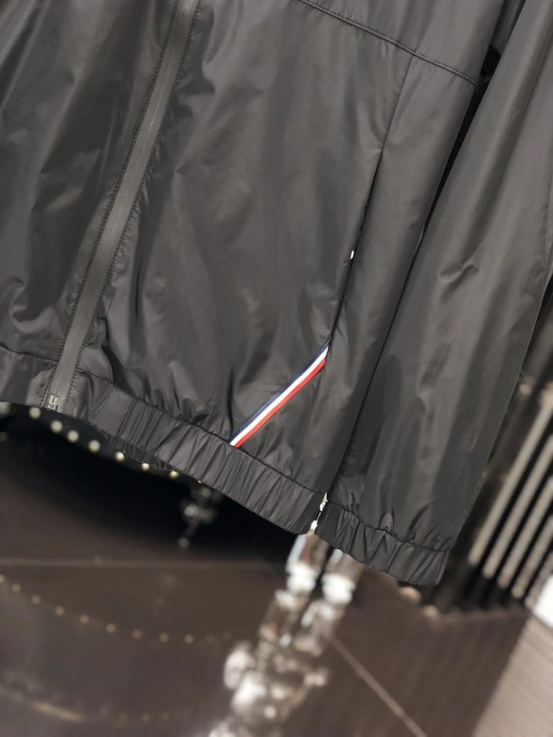Moncler Outwear MultiPurpose 140239