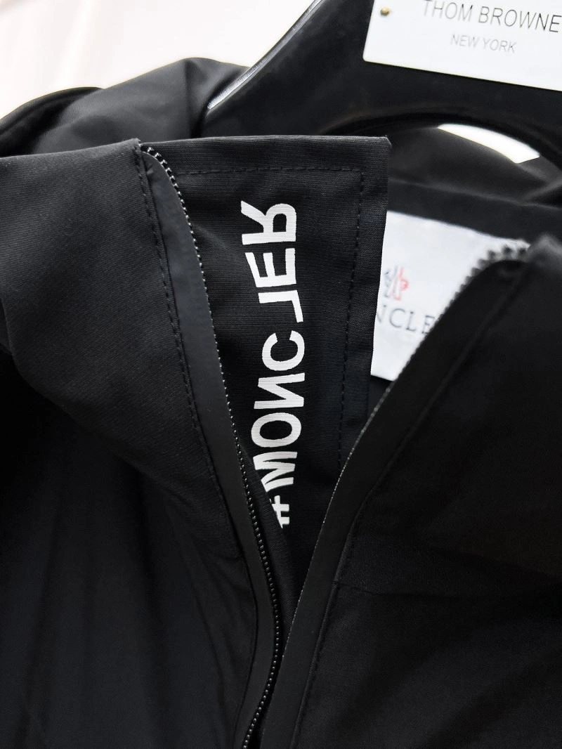 EasyCare Moncler Outwear 140233