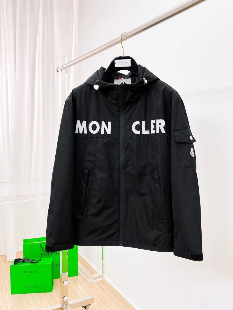 Moncler Outwear Colorful 140234