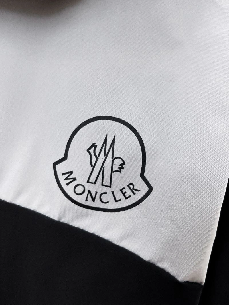 Moncler Outwear HighQuality 140232