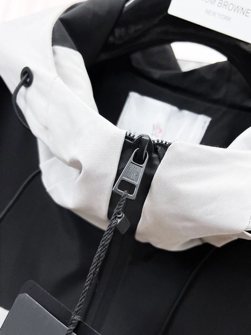 Moncler Outwear HighQuality 140232